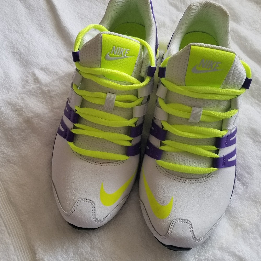 Women's Nike Air Shox